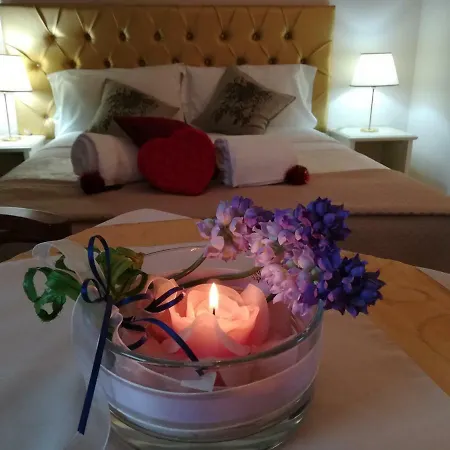 La Maison فندق مبيت وإفطار