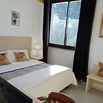 Alojamento de Acomodação e Pequeno-almoço La Maison