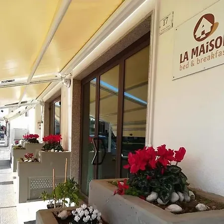 לינה וארוחת בוקר La Maison