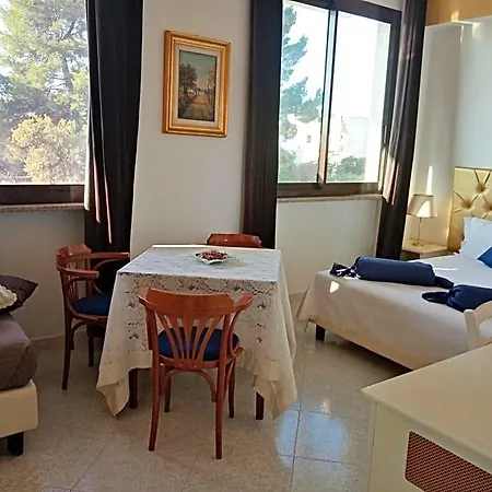 La Maison 3*