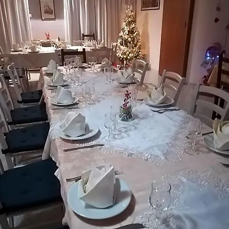 La Maison Bed & Breakfast