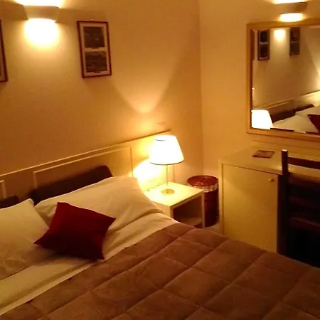 La Maison Bed & Breakfast 3*
